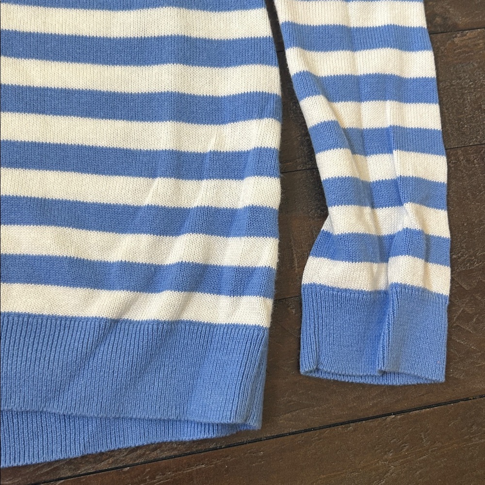 Vineyard Vines Blue and White Striped Crewneck Sweater - Picture 4 of 9